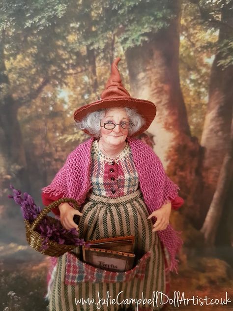 Autumn is here and my mind... - Julie Campbell Doll Artist Julie Campbell, Halloween Miniatures, Witch Doll, In The Spotlight, Mailing List, Small World, Miniature Dolls, Antique Dolls, My Mind