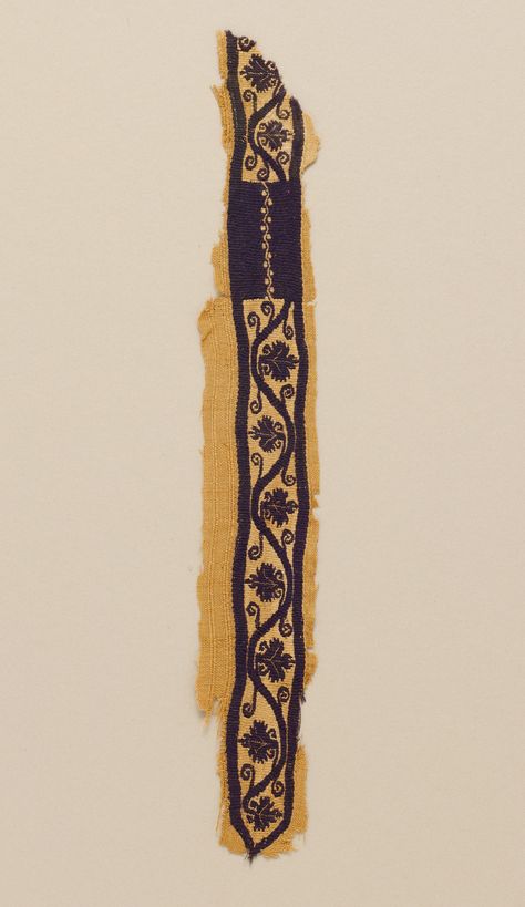 Textile Fragment | Coptic | The Met Coptic Art Pattern, Byzantine Embroidery, Egyptian Textiles, Coptic Textiles, Egyptian Embroidery, Egyptian Fabric, Roman Clothing, Ancient Textiles, Coptic Art