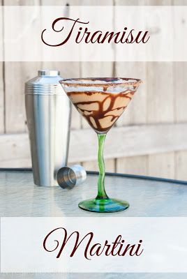 Kahlua Cocktails, Baileys Cocktail, Tiramisu Martini, Baileys Cocktails, Raspberry Cocktail, Cocktail Coffee, Coffee Liqueur, Irish Cream Liqueur, Cream Liqueur