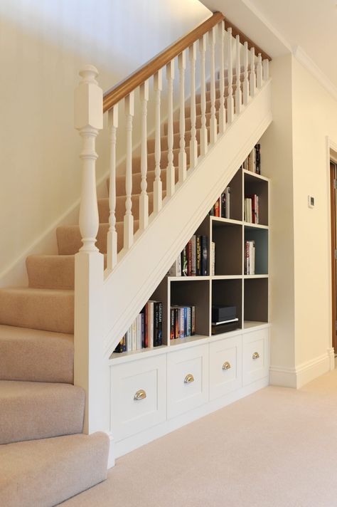 Space Under Stairs, Stair Shelves, تحت الدرج, درج السلم, Stairs Renovation, Staircase Storage, Diy Stairs, Living Room Lounge, Understairs Storage