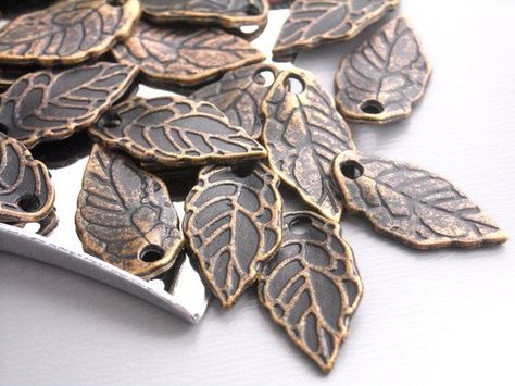 CHARM-COPPER-LEAF-16MM - 20 pcs Antique Copper Mini Leaf Charms #antique #leaves #leaf #SmallLeaf #nature #vintage #wholesale #fall #pendant #textured Copper Highlights, Copper Leaf, Leaf Texture, Small Leaf, Feather Charms, Leaf Charms, Copper Finish, Copper Plated, Vintage Copper