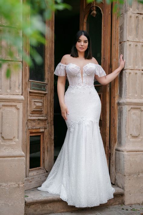 Dream Plus Size Collection – Galit Robinik Simple White Wedding Dress Plus Size, Gown For Plus Size Women Wedding, Plus Size Wedding Gowns Beach, Long Sleeve Mermaid Wedding Dress Plus Size, Curvy Bridal Dress, Plus Size Wedding Dresses Pearls, Mermaid Wedding Dress With Sleeves Curvy, Elegant Plus Size Wedding Dresses, Intimate Wedding Dress Plus Size