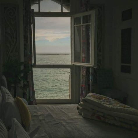 Pirate Core, Nautical Aesthetic, Seaside House, Cottage Aesthetic, Alexandria Egypt, Seaside Cottage, Vitamin Sea, Dark Academia Aesthetic, Window View