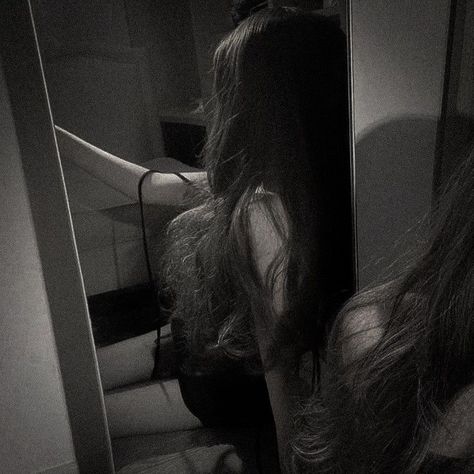 Long Hair, Mirror, Hair, Black