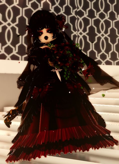 Gothic Fashion Royale High, Victorian Outfit Royale High, Victorian Roblox Outfits, Royale High Outfits Ideas Goth, Victorian Royale High Outfits, Royalween Fit, Royale High Victorian Outfit, Gothic Rh Outfits, Royal High Outfits Halloween