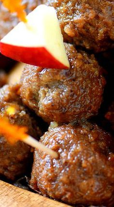 Fall Crockpot Meatballs, Apple Cider Meatballs Crockpot, Apple Cider Meatballs, Apple Cider Dinner Recipes, Maple Recipes Dinner, Maple Meatballs, Recipes Using Apple Cider, Halloween Recipes Dinner, Apple Appetizers