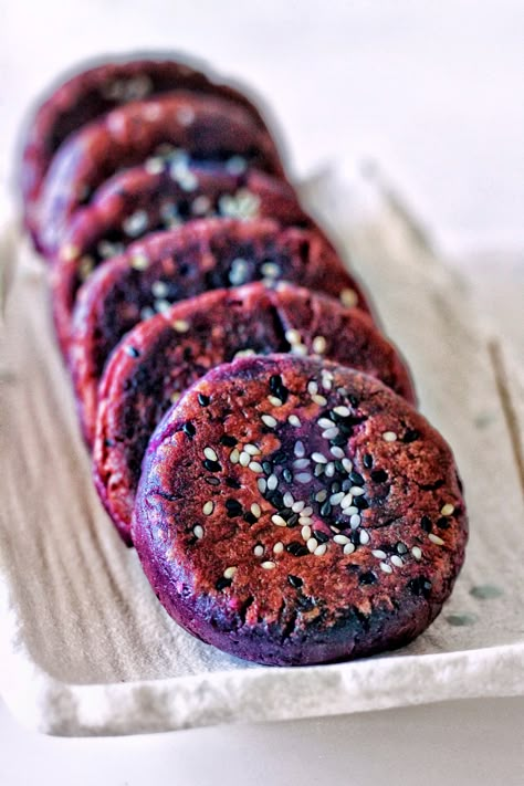 Japanese Purple Sweet Potato Recipe, Mochi Pancakes, Sweet Potato Mochi, Japanese Purple Sweet Potato, Purple Potato Recipes, Potato Mochi, Sweet Potato Rolls, Sweet Potato Dessert, Sweet Potato Patties