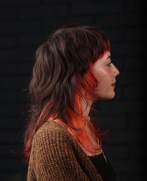 Queer Haircut, Lesbian Hair, Lesbian Haircut, Queer Hair, Color Block Hair, Haircut Inspo, Hair 2024, Alternative Hair, Edgy Hair