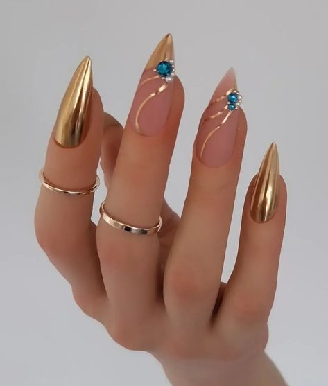 Golden Chrome Nails, Gold Holiday Nails, Elegant Touch Nails, Bday Nails, Long Nail Art, Golden Nails, Matte Top Coat, Fancy Nails Designs, Gel Nails Diy