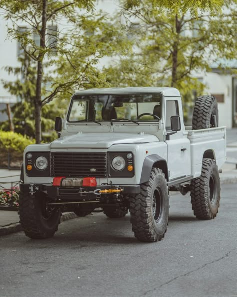 Land Rover Defender Pickup, Defender Camper, Defender 130, Overland Truck, Expedition Portal, Expedition Truck, Land Rover Defender 110, Overland Vehicles, Defender 110