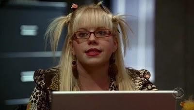 super hair Penelope Garcia Hairstyles, Garcia Penelope, Penelope Garcia Icon, Penelope Garcia Aesthetic, Garcia Aesthetic, Kirsten Vangsness, Weird Girl, Penelope Garcia, Crimal Minds