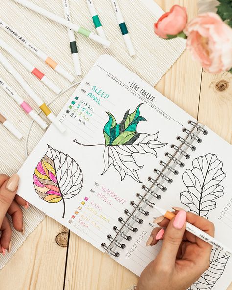 12 Mood Tracker and Habit Tracker Ideas - Free Printables! Habit Tracker Ideas, Journal Guide, Travel Tracker, Tracker Ideas, Tracker Free, Habit Tracker Bullet Journal, Coloring Calendar, Workout Log, Albus Dumbledore