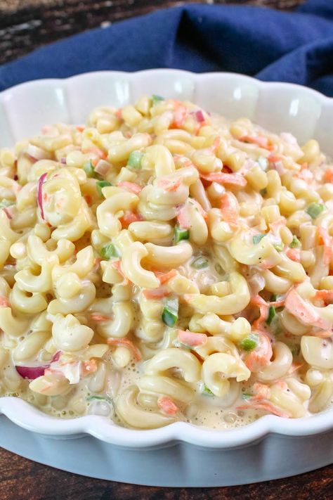 Sweet Macaroni Salad Macaroni Salad With Sweet Condensed Milk, Macorni Salad, Sweet Macaroni Salad, Sweet Pasta Salads, Macaroni Salads, Simple Salads, Barbecue Sides, Potato Salads, Yummy Pasta