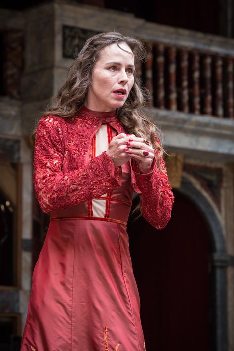 Tara Fitzgerald as Lady Macbeth in Iqbal Khan's production at Shakespeare's Globe. Macbeth Theatre, Tara Fitzgerald, Iqbal Khan, Shakespeare Macbeth, Theatre Photography, Globe Theater, Lady Macbeth, Theater Performance, Shakespeare Plays