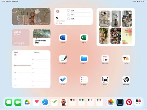 iPad homescreen aesthetic en 2024 | Ipad, Fond d'écran téléphone, Idées de planificateur . #Academic_Ipad_Home_Screen #Aethstetic_Ipad_Layout #Ipad_Wallpaper_University #Ipad_Homescreen_For_School Academic Ipad Home Screen, Ipad Pro Setup Aesthetic, Ipad School Setup, Ipad Homescreen For School, Ipad Homescreen Ideas College, College Ipad Setup Aesthetic, Ipad Homescreen Ideas Student, Ipad Wallpaper University, Ipad Homescreen Widget Ideas