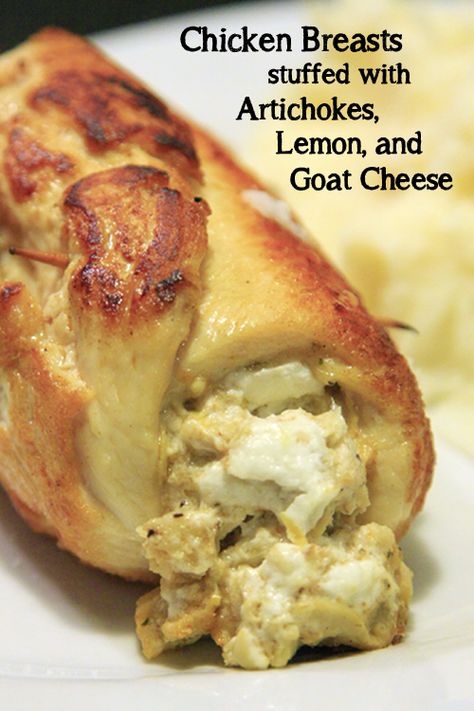 Chicken Breast Stuffed, Favorite Recipes Chicken, Goat Cheese Recipes, Living Vintage, Friday Favorites, Stuffed Chicken, Chicken Dishes Recipes, Poultry Recipes, Chicken Dinner Recipes