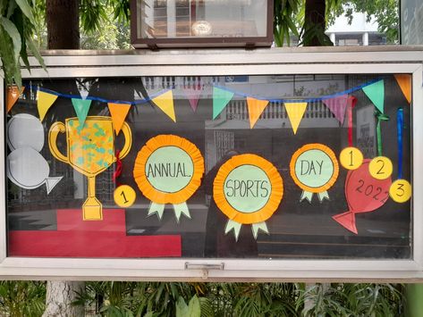 Sports Day Bulletin Board Ideas, Annual Sports Day Decoration, Softboard Ideas, Sports Day Decoration, Couples Hidden Face Pics, Investiture Ceremony, Board Drawing, Face Pics, English Grammar For Kids