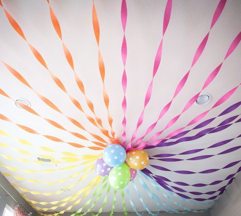 rainbow color theme party - instead of primary colors, use hot pink, lime green, aqua blue, etc. Crepe Paper Streamers, Cupcake Stands, Paper Streamers, Store Hacks, Dollar Store Hacks, Party Projects, Rainbow Birthday Party, Rainbow Birthday, Unicorn Birthday Parties