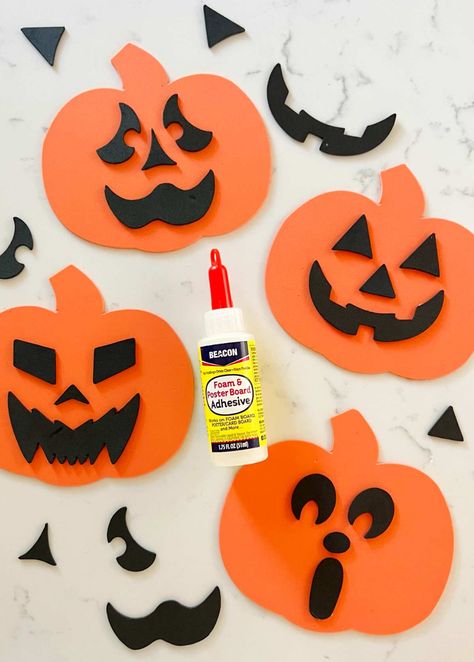 Make these DIY foam Jack O'lanterns with this free Jack O'lantern faces printable. Such an easy craft to make with kids for Halloween. Kids Halloween craft and activity. Jack O Lantern Printable, Printable Pumpkin Faces, Halloween Foam Crafts, Lantern Printable, Lantern Crafts For Kids, Pumpkin Face Templates, Jack O Lantern Svg, Printable Pumpkin Stencils, Lantern Crafts