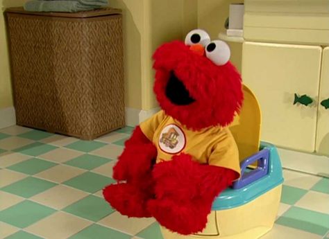 The “My Toilet Breaks Are The Best Part of My Day” Face | 23 Faces Everyone Who Works In A Call Centre Will Recognise Elmo Potty, Potty Training Humor, Elmo Memes, Sapo Kermit, Elmo Wallpaper, Baby Elmo, Elmo And Friends, Timmy Time, Elmo World