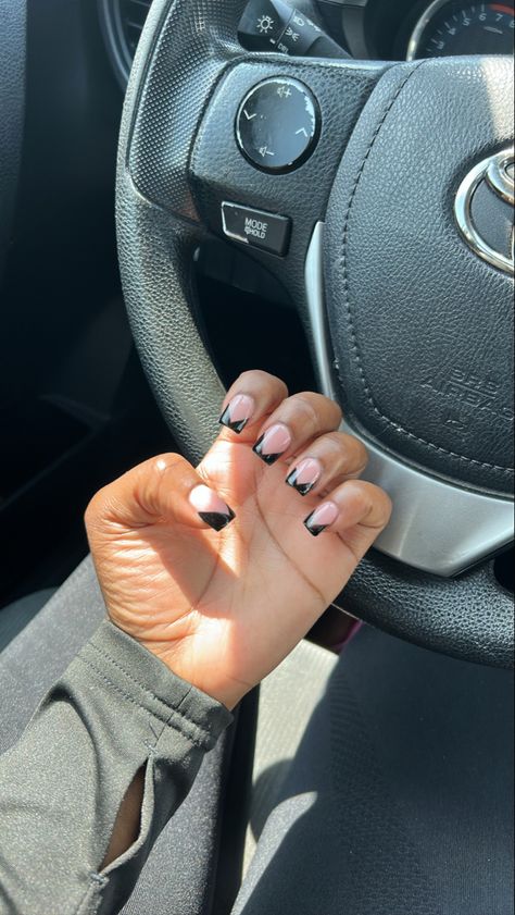 V Tip Nails Short, V Tip French Nails Short, Short V French Nails, Black V French Tip Nails, Black V French Tip, Black French Tip Nails Short, Black French Tip Toes, V French Tips, Vision Board Nails