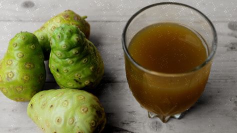 What is noni juice and what are the benefits? Noni Juice Benefits, Noni Juice, Juice Benefits, Noni Fruit, C Reactive Protein, Tropical Tree, Food Science, Traditional Medicine, The Fruit