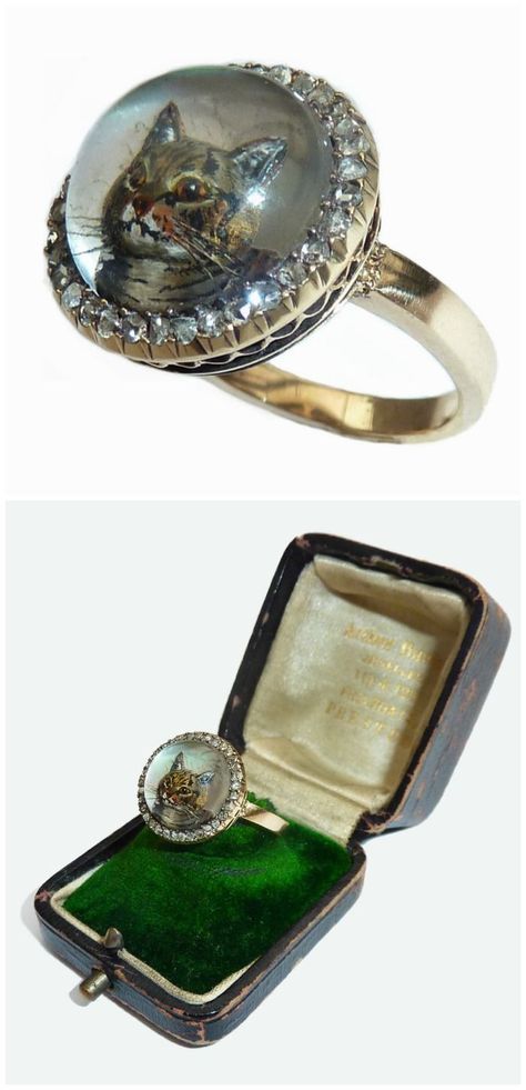 Antique reverse painted crystal intaglio ring with cat. Best cat ring ever! Edwardian Jewelry, Cat Ring, Reverse Painted, Best Cat, Cat Jewelry, Victorian Jewelry, Antique Earrings, Jewelry Online Shopping, Sea Glass Jewelry