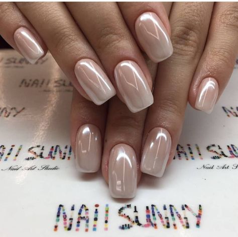 Short Nails Sns, Nails Sns Ideas, Best Short Nails, Sns Ideas, Nails Sns, Pearl Nail, Classic Nails, Nail Design Ideas, Bride Nails