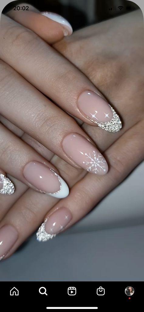 Christmas Nails Australia, Xmas And Nye Nails, Christmas Proposal Nails, Christmas Nails White Silver, Silver Christmas Nails Designs, White And Silver Holiday Nails, Silver Sparkly Christmas Nails, Christmas Bridal Nails, Classy New Years Nails Square