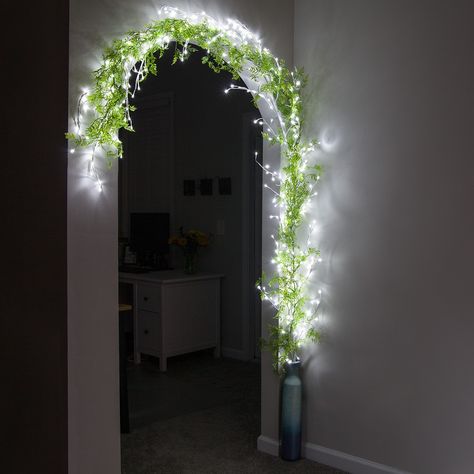 Diy String Lights, Indian Room Decor, Christmas House Lights, Indian Room, Lighted Branches, Craft Room Decor, Climbing Vines, Diy Crafts Room Decor, Diy Crafts For Home Decor