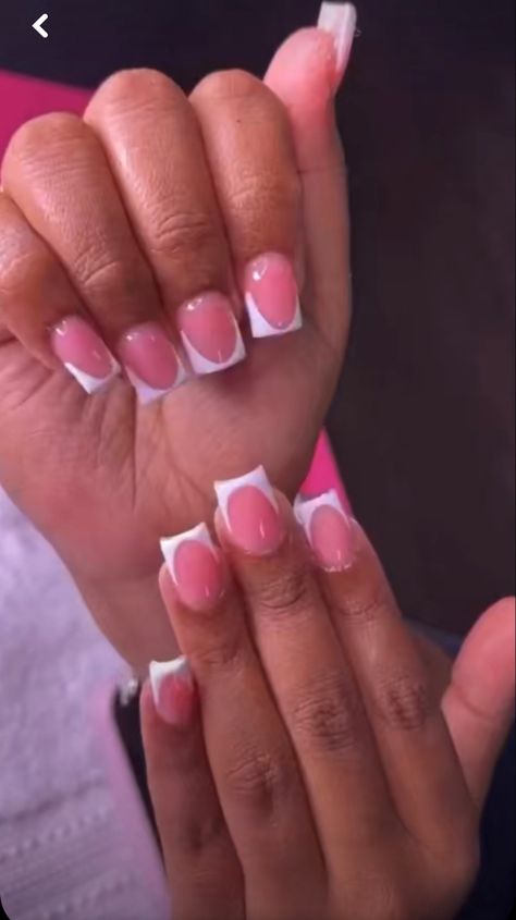 White French Tip Nails, Pink Tip Nails, Cute Short Nails, Hard Nails, White French Tip, Colored Acrylic Nails, White Acrylic Nails, Girly Acrylic Nails, Work Nails