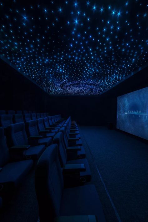 Luxury Movie Theater, Movie Theater Aesthetic, Small Office Design Interior, Movie Theater Rooms, Z Design, Home Theater Room Design, Theater Room Design, Theatre Inspiration, Theatre Interior