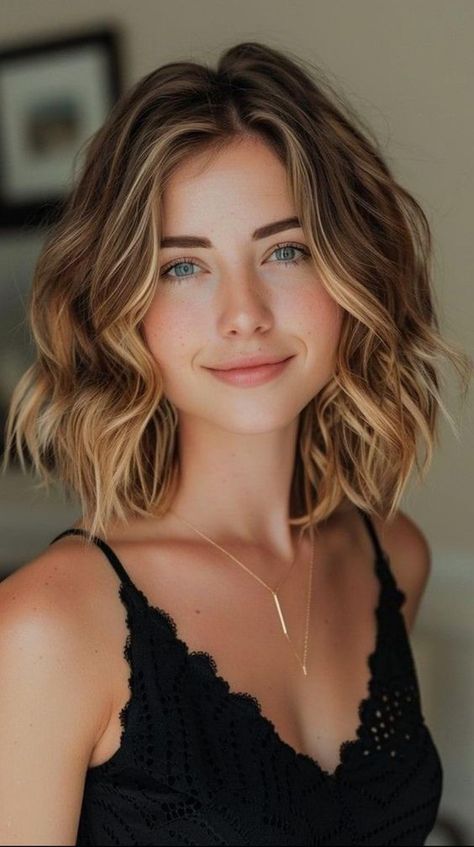 Shoulder Length Bob Haircut, Balayage Blonde, Hairstyle Inspo, Haircut Styles, Fishtail Braid, Haircut Inspiration, Short Wavy Hair, Trending Hairstyles, Hair Transformation