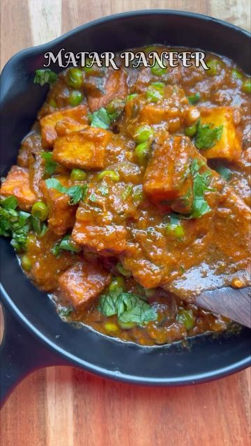 Mater Paneer, Fresh Peas, Chocolate Dishes, Red Chilli Powder, Food Health Benefits, Vegetarian Salads, Indian Cooking Recipes, Vegetarian Snacks Recipes, Paneer Recipes