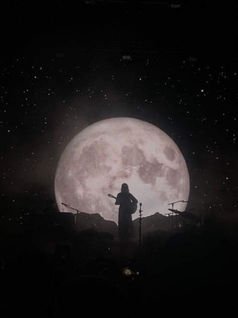 Moon Watching Aesthetic, Moon Spotify Cover, Moon Song Aesthetic, Song Album Covers Aesthetic, Moon Song Tattoo, Moon Song Poster, Moon Song Phoebe Bridgers, Phoebe Bridges, Moon Album Cover