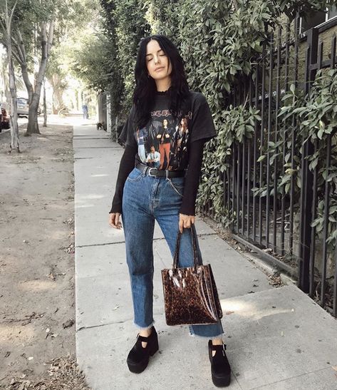 Edgy 90s Aesthetic, Alternative Mom Aesthetic, Band Shirt Outfits Fall, Band Tee Winter Outfits, Goth Blue Jeans Outfit, Sheer Layering Top Outfit, Band Tshirt Outfit Winter, Outfits With Band Tees, Alt Mom Aesthetic