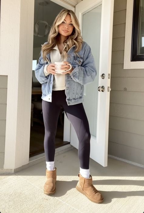 Cold Day Mom Outfit, Summerdate Night Outfit, Saturday Cold Outfit Casual, Girly Legging Outfits, Ugh Outfits 2023, Cute Comfy Outfits For Winter Midsize, Date Night Outfits With Leggings, Cute Cardigan Outfits Winter, Thursday Casual Work Outfit