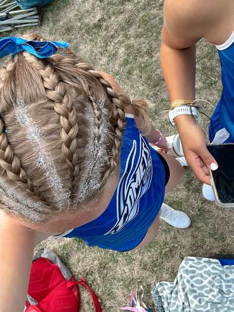 Lax Hair, Race Day Hair, Hockey Hair, Cute Volleyball Hairstyles, Cute Sporty Hairstyles, Running Hairstyles, Volleyball Hair, Soccer Hair, Track Hairstyles