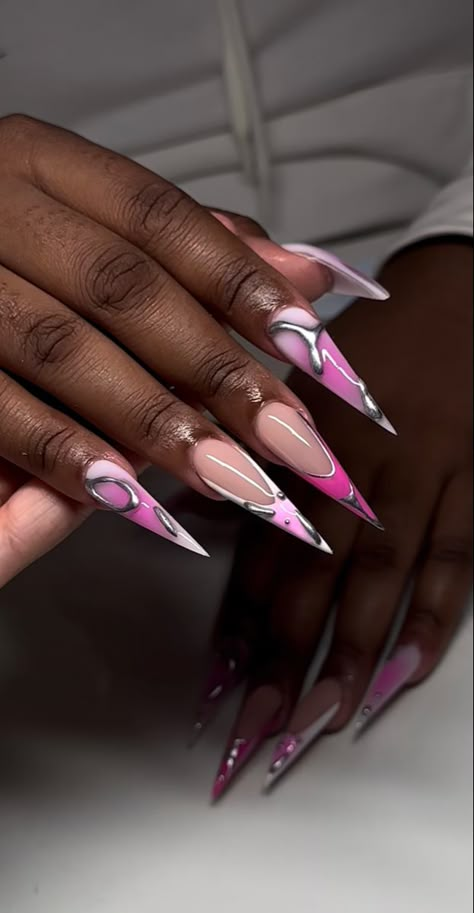 French Tip Stilleto Nails With Design, Black Stilettos Nails, 3d Stiletto Nails, Sharp Pointy Nails, Stiletto Nail Design Ideas, Stelltos Nails Design, Stelito Nails Designs Long, Short Acrylic Nails Stiletto, Acrylic Freestyle Nails