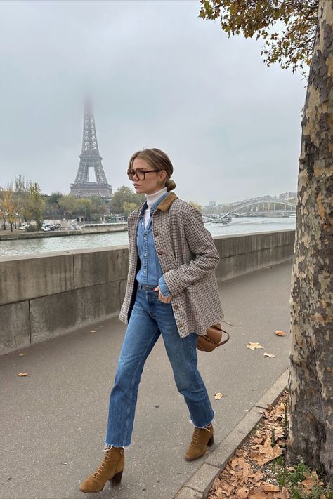 @elodieromy is wearing the Sézane Will Jacket in navy ochre houndstooth, styled with the Max shirt in light denim and straight-leg jeans for a chic double denim look. Shop this look online now at sezane.com. Light Denim Jeans Outfit, Double Denim Looks, Denim Jeans Outfit, Light Denim Jeans, Blue Denim Shirt, Womens Denim Shirt, Minimalist Capsule Wardrobe, Double Denim, Winter Fits