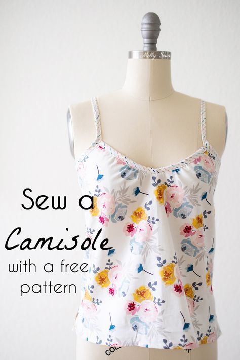 Sew a camisole - summer tank top tutorial with free pattern by Melly Sews Tank Top Tutorial, Melly Sews, Sewing Dress, Sewing Projects Clothes, Summer Tank Top, Sew Ins, Beginner Sewing Projects Easy, Fashion Blogger Style, Summer Tank