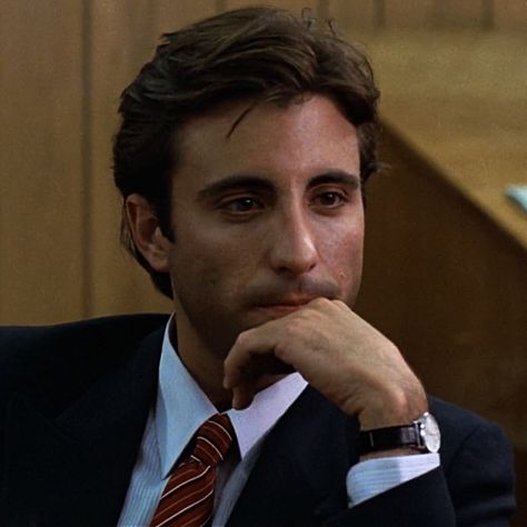 Andy Garcia Godfather, Male Actors In Their 30's, Andy Garcia 90s, Vincent Corleone, Middle Aged Men, Andy Garcia, My Taste In Men, Taste In Men, Model Aesthetic