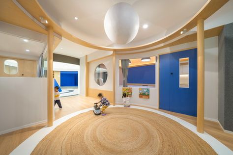 BeneBaby International Academy / VMDPE Design | ArchDaily School Bag Storage, Free Time Activities, Small Castles, Ideal World, Community Space, Shenzhen China, Music Classroom, Space Planning, Common Area