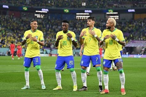 World Cup 2022 Brazil, Alex Sandro, Brazil Team, Brazil Football Team, Neymar Barcelona, Brazil World Cup, West African Countries, Dance Contest, كريستيانو رونا�لدو