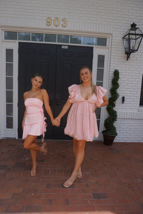 Pink Dress Sorority Recruitment, Sorority Rush Week Outfits, Sorority Recruitment Dresses, Sorority Rush Week, Preppy Sorority, Recruitment Dresses, Rush Week Outfits, Rush Week, Sorority Recruitment Outfits