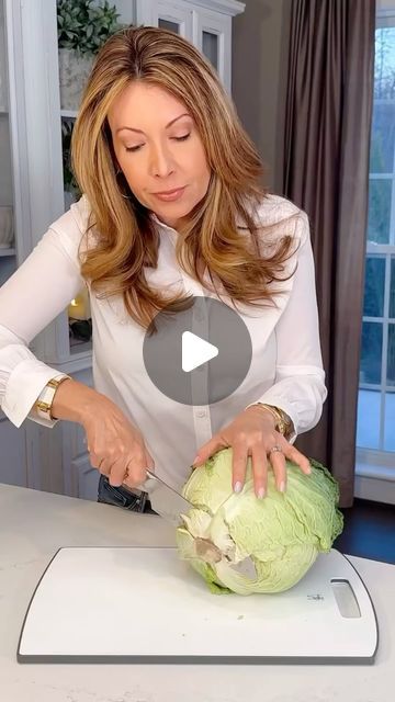 Barbie RN/Botox Injector on Instagram: "More garden party inspiration, how cute is this cabbage 🥬 centerpiece? Thanks to @_janinegraff_ for this video. “ I do not own the rights to this audio or video” Blooming Floral Cabbage Arrangement 💚  -Choose a Beautiful Cabbage: Opt for a generously sized cabbage with whimsical, floppy outer leaves.  -Prepare the Base: Trim the base of the cabbage for stability. You want the cabbage head to sit flat on a dish or tray.   -Hollow Out the Center: Trace an opening that’s equal to the size of the water vessel you will be inserting into your cabbage in the end. Use a paring knife for the outer layers and a sturdier blade for the core, creating a hollow center. Set aside the leftover cabbage for cooking.   -Secure Outer Leaves: for a more elegant /whimsy Leftover Cabbage, Botox Injector, Cabbage Flowers, Easter Table Centerpieces, Water Vessel, Cabbage Head, Spring Table Decor, Base Trim, Diy Hair Care