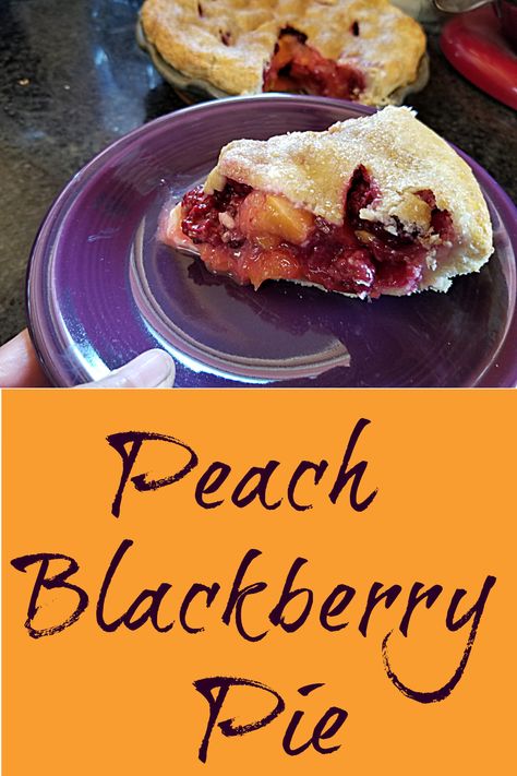 Blackberry Pie Recipe, Blackberry Peach, Chocolate Mousse Cheesecake, Cheesecake Oreo, Blackberry Pie, Homemade Snickers, Berry Pie, Easy No Bake Desserts, Peach Pie