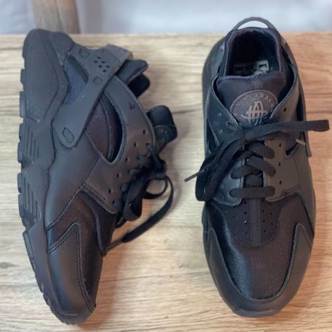 Nike Air Huarache All Black Sneaker Nike Air Black, All Black Nikes, Black Huarache, Nike Air Huarache, Air Huarache, Athleisure Wear, Nike Huarache, Black Sneaker, Bike Shorts