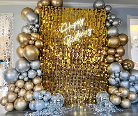 Gold Back Drop With Balloons, Gold And Silver Theme Party, Gold And Silver Balloon Decor, Gold And Silver Balloon Arch, Silver And Gold Party Decorations, Gold And Silver Balloon Garland, Gold And Silver Birthday Decorations, Metallic Balloons Decoration, Sequin Balloon Backdrop