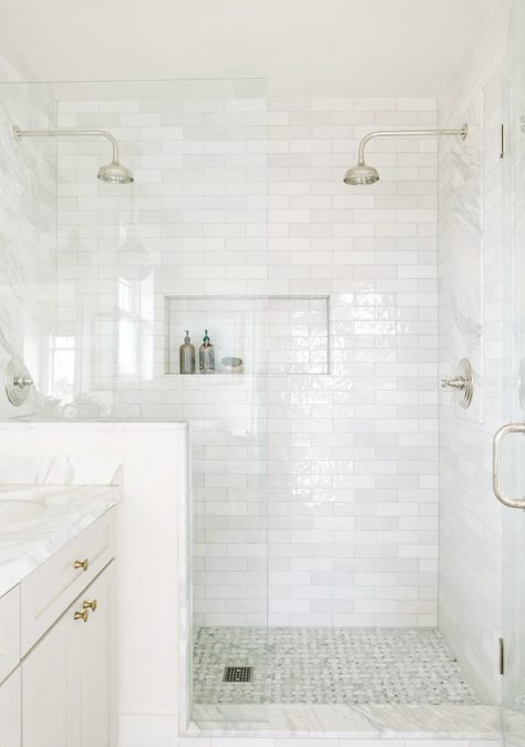 Master Bath Flooring Tile, Beach Spa Bathroom, Bathroom Tile Pairings, Calm Bedroom Paint Colors, White Stone Bathroom, Poolhouse Bathrooms, Pool Casita, Subway Tile Bathroom Ideas, Pool Bathroom Ideas